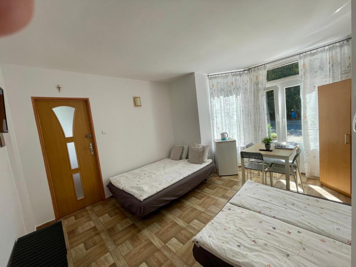 Roza Wiatrow Hotel Sztutowo Exterior foto